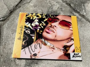 BAD BUNNY EYESHADOW PALETTE