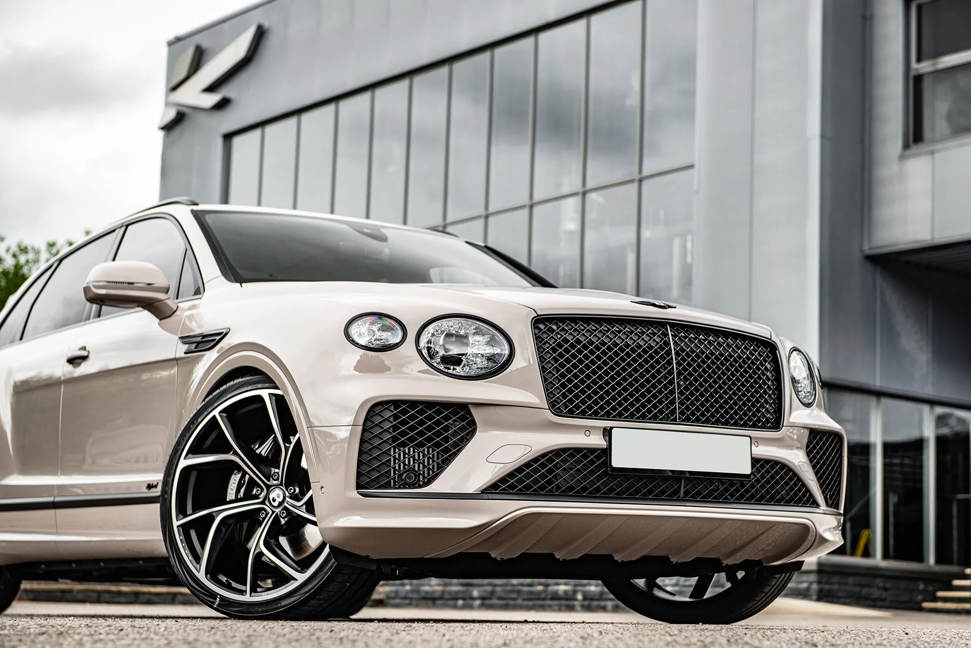 Bentley Bentayga Grey Exterior with Type 56 Wheels Luxury Upgrade
