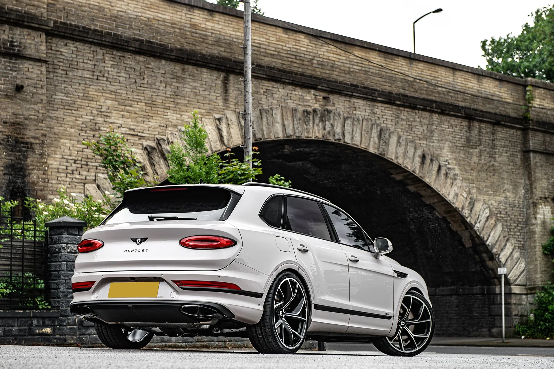 Bentley Bentayga Grey Exterior with Type 56 Wheels Luxury Upgrade