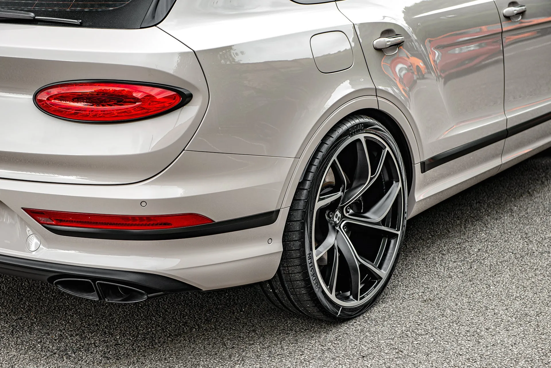 Bentley Bentayga Grey Exterior with Type 56 Wheels Luxury Upgrade
