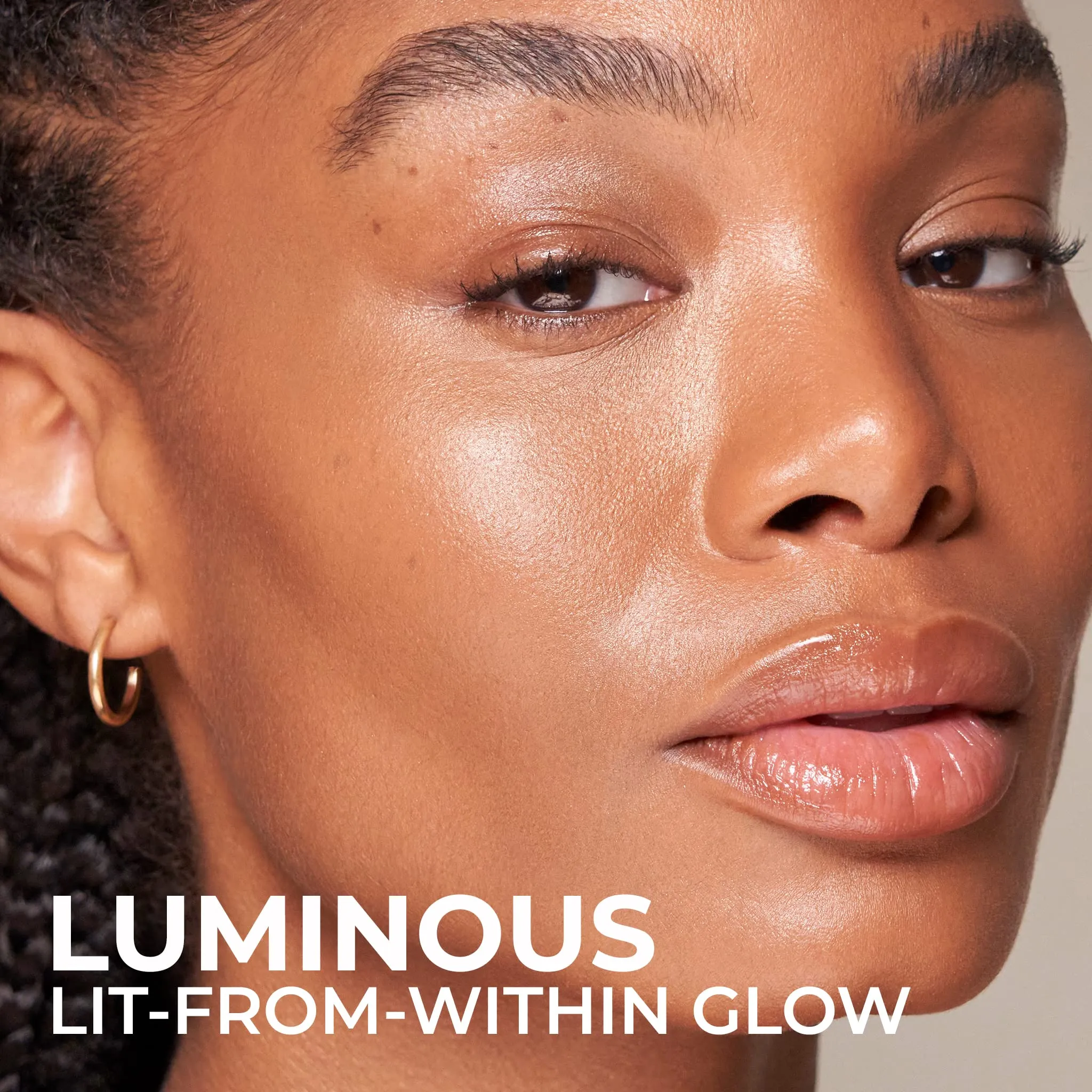 COVER FX Illuminating Setting Powder Duo - Deep- Lightweight Finishing Powder - Sets Makeup All-Day