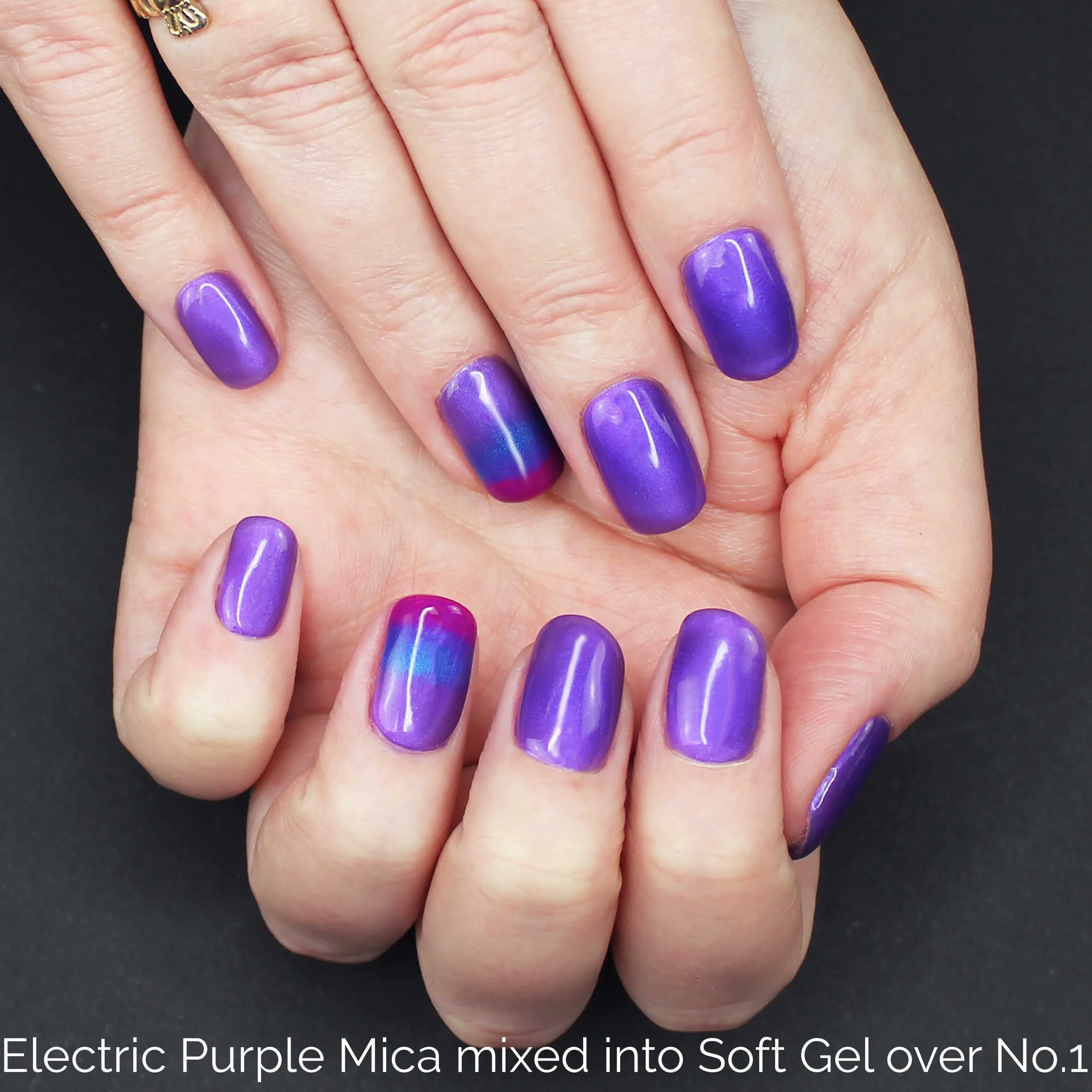 Essence Glitter - Neon Purple Mica