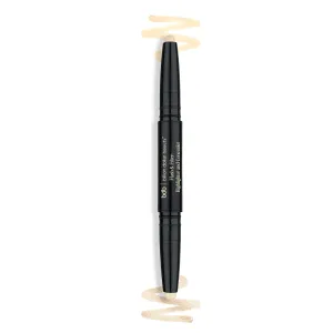 Flash & Filter: Highlighter & Concealer