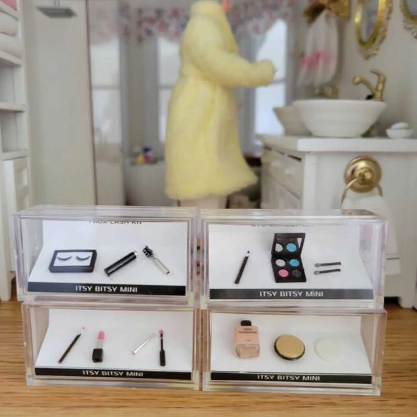 Foundation and Pressed Powder Set Dollhouse Makeup