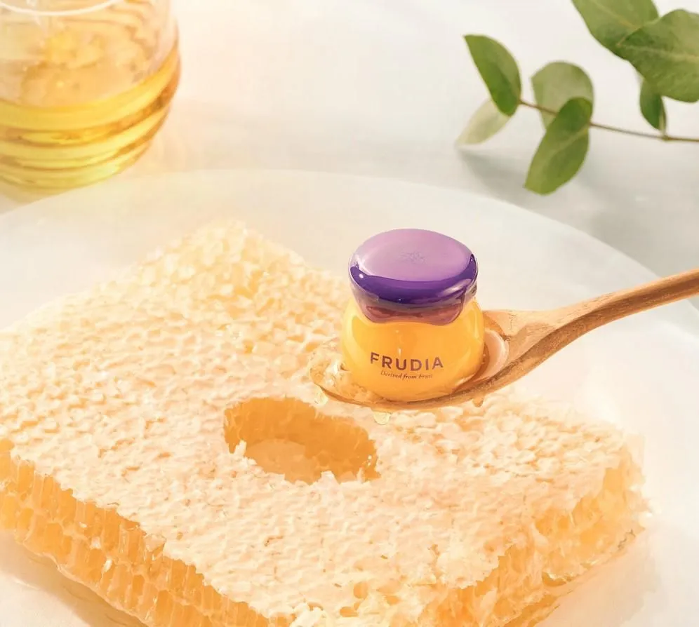 FRUDIA Blueberry Hydrating Honey Lip Balm 10ml