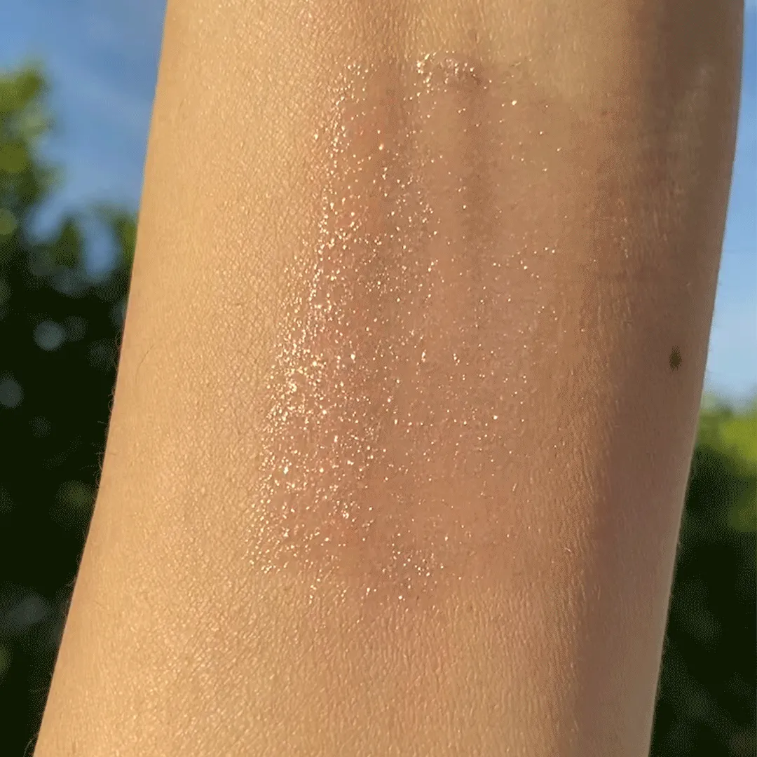 GLOSS OVER GLOSS - 03 Peach Shimmer