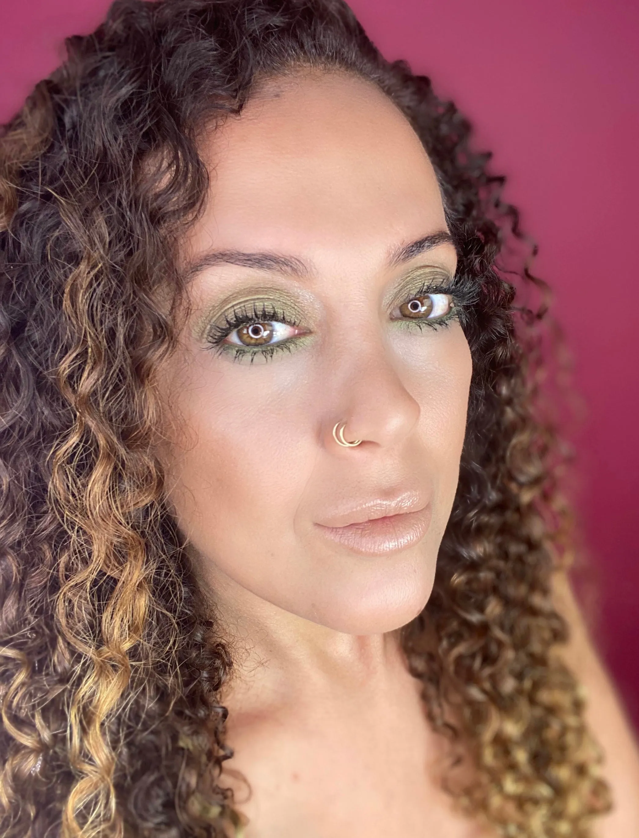 Jealousy - Pan of Glow Pressed Eyeshadow