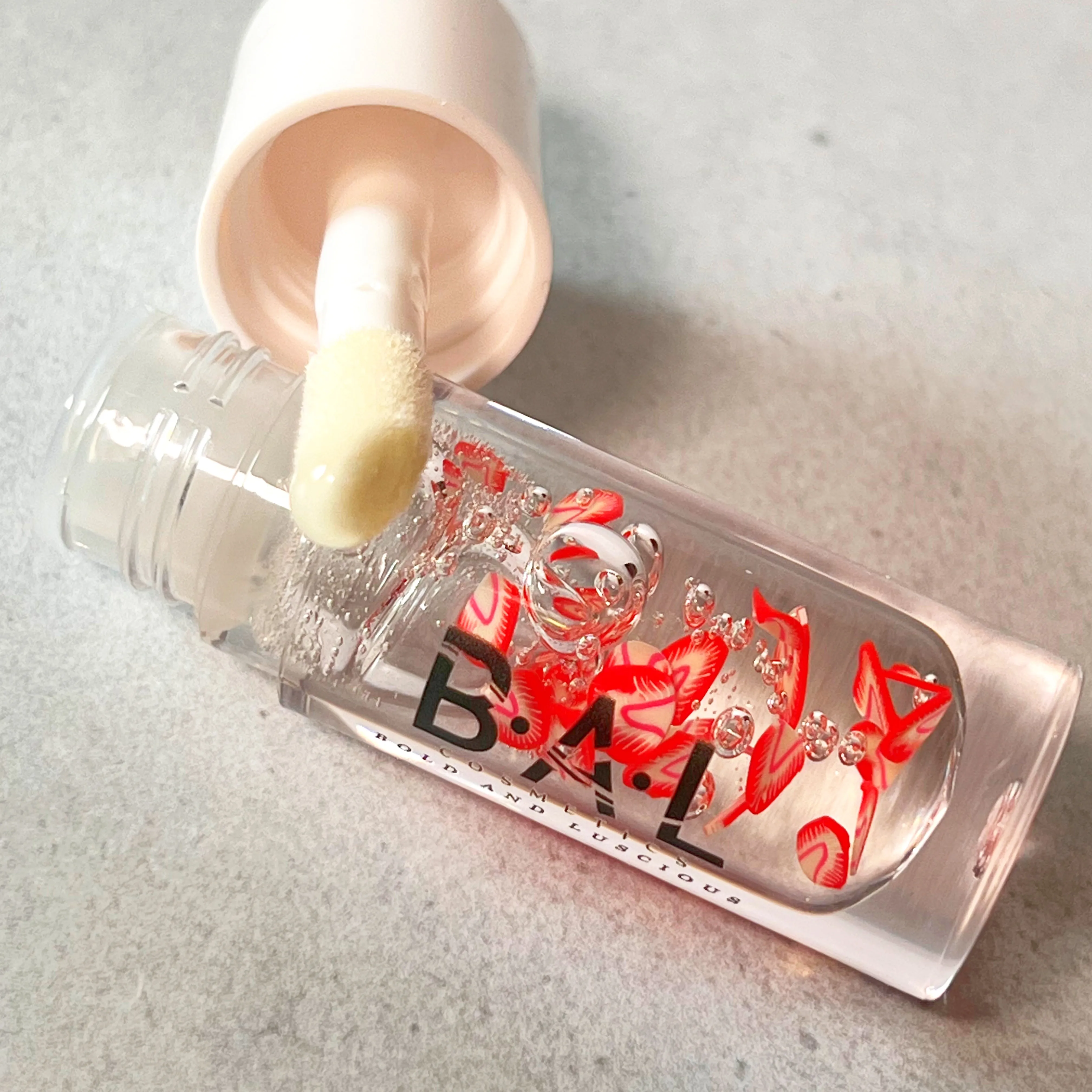 Lip Splash Moisturizing Lip Oil- Strawberry