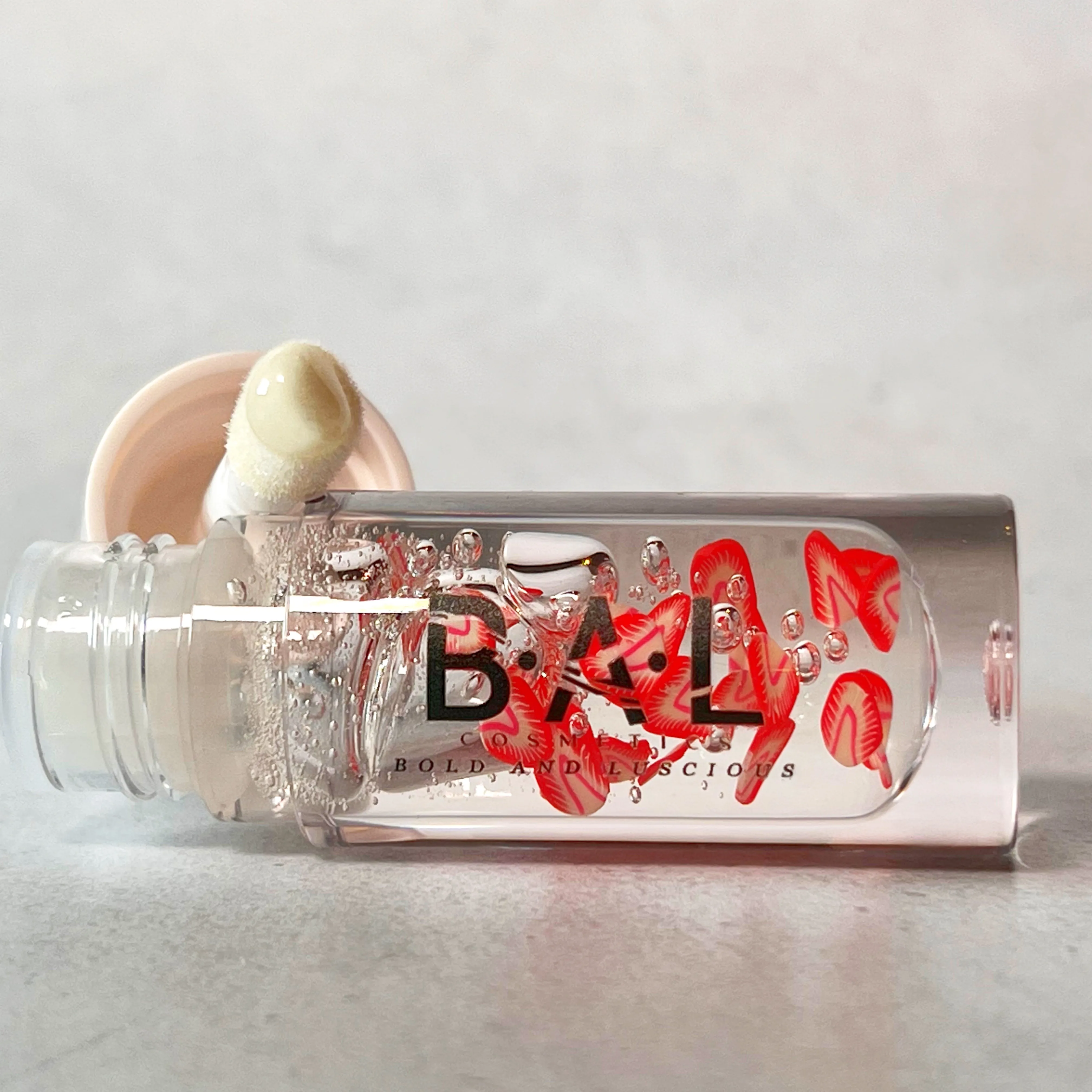 Lip Splash Moisturizing Lip Oil- Strawberry