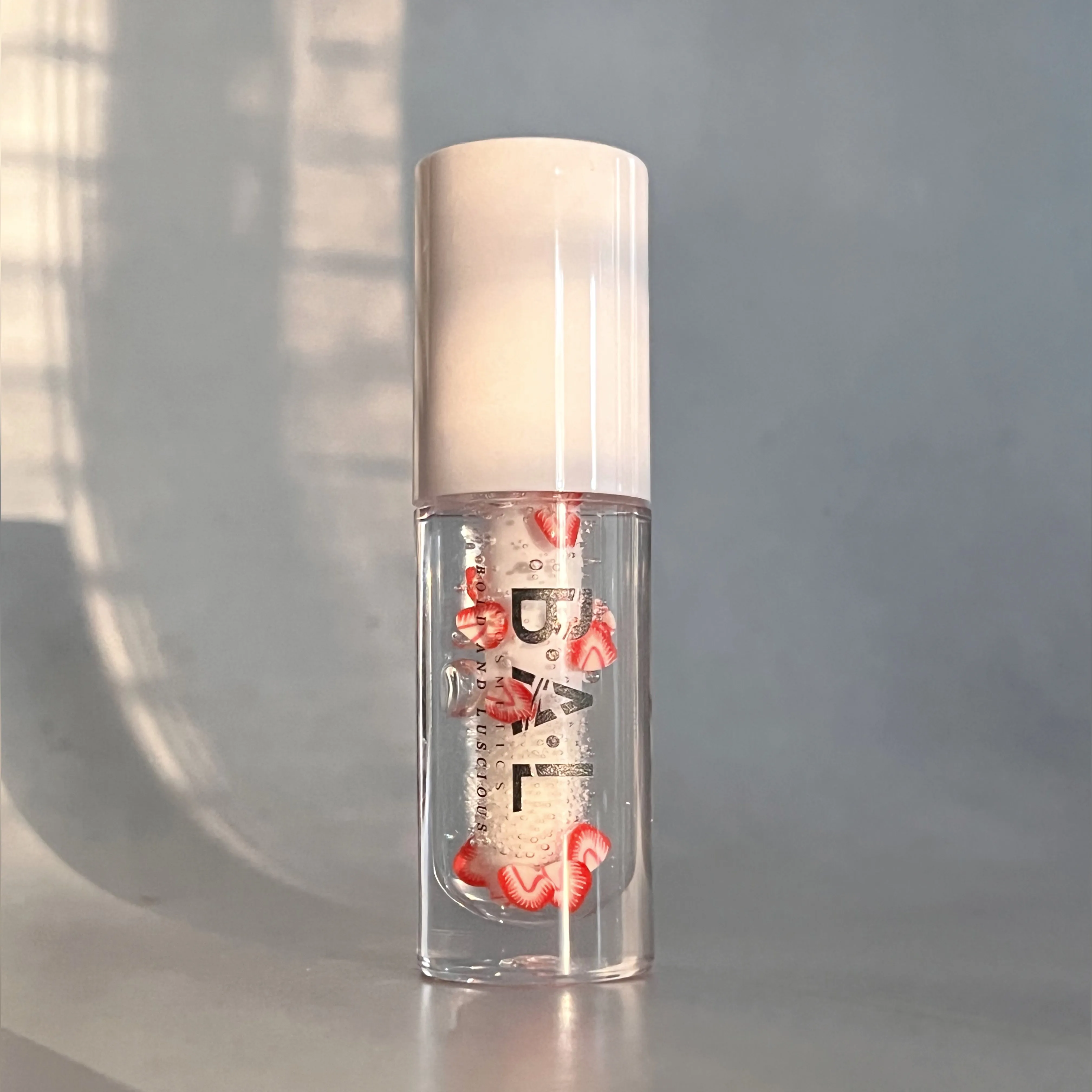 Lip Splash Moisturizing Lip Oil- Strawberry