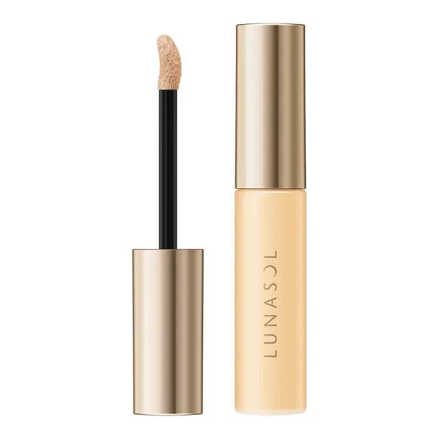 LUNASOL GLOWING TREATMENT LIQUID FOUNDATION
