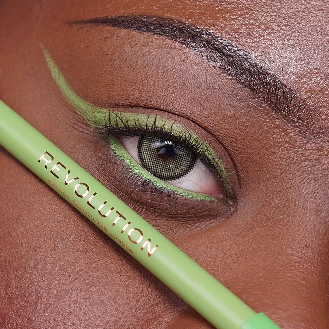 Makeup Revolution Streamline Waterline Eyeliner Pencil