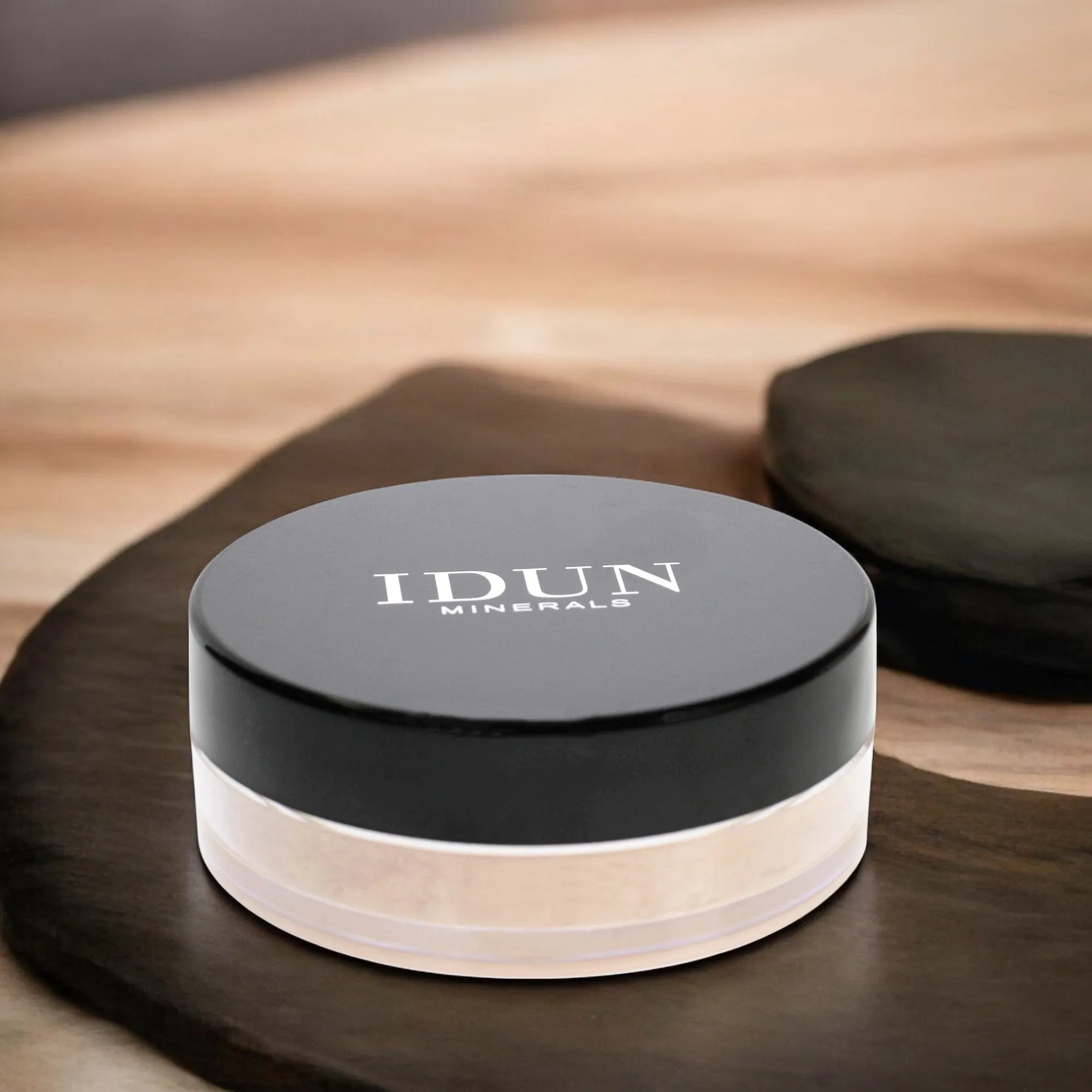 Mineral Powder Foundation SPF 15 - 042 Ingrid by Idun Minerals for Women - 0.25 oz Foundation