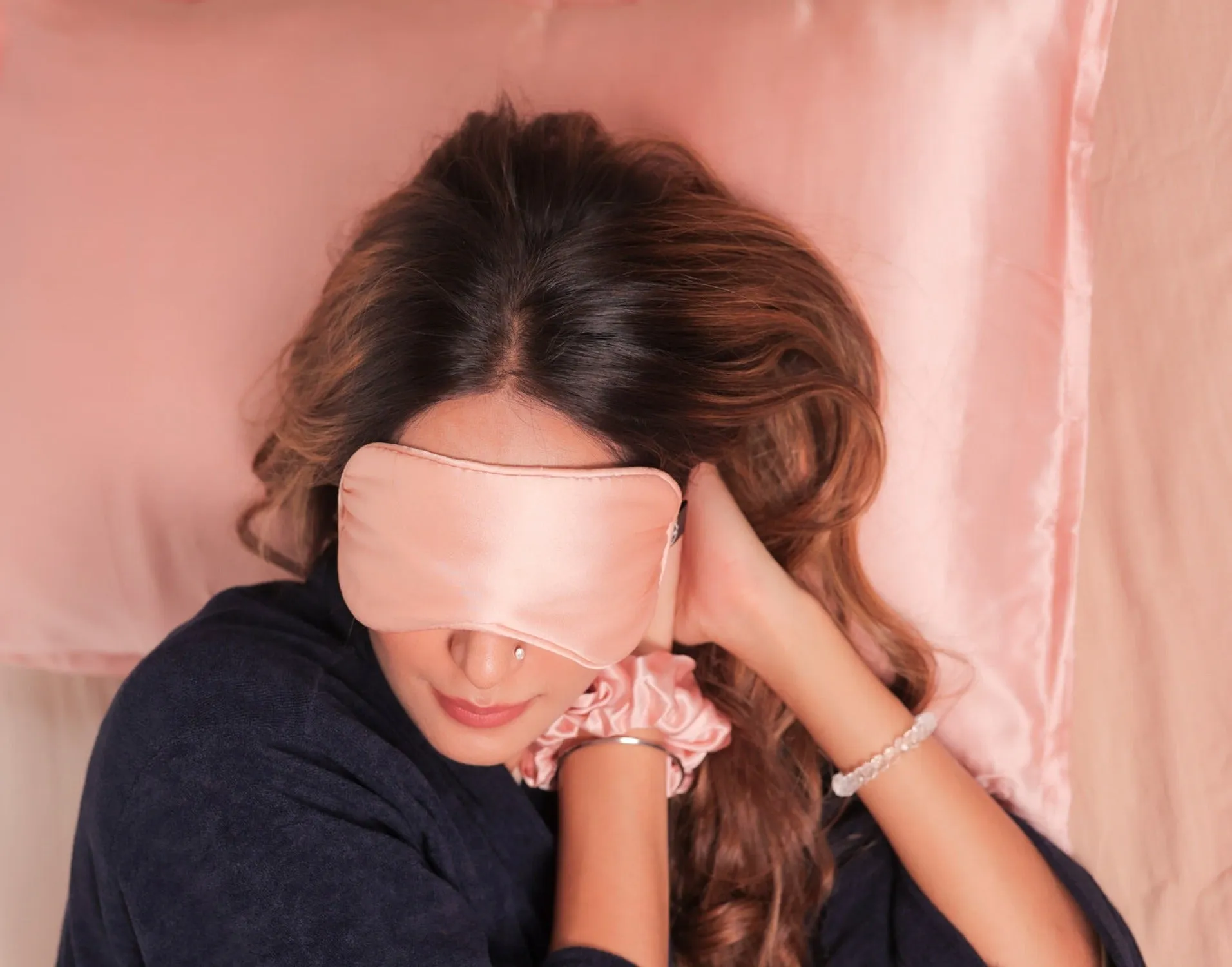 Mulberry Silk Eye Sleeping Mask For Deep Sleep - Blush Pink