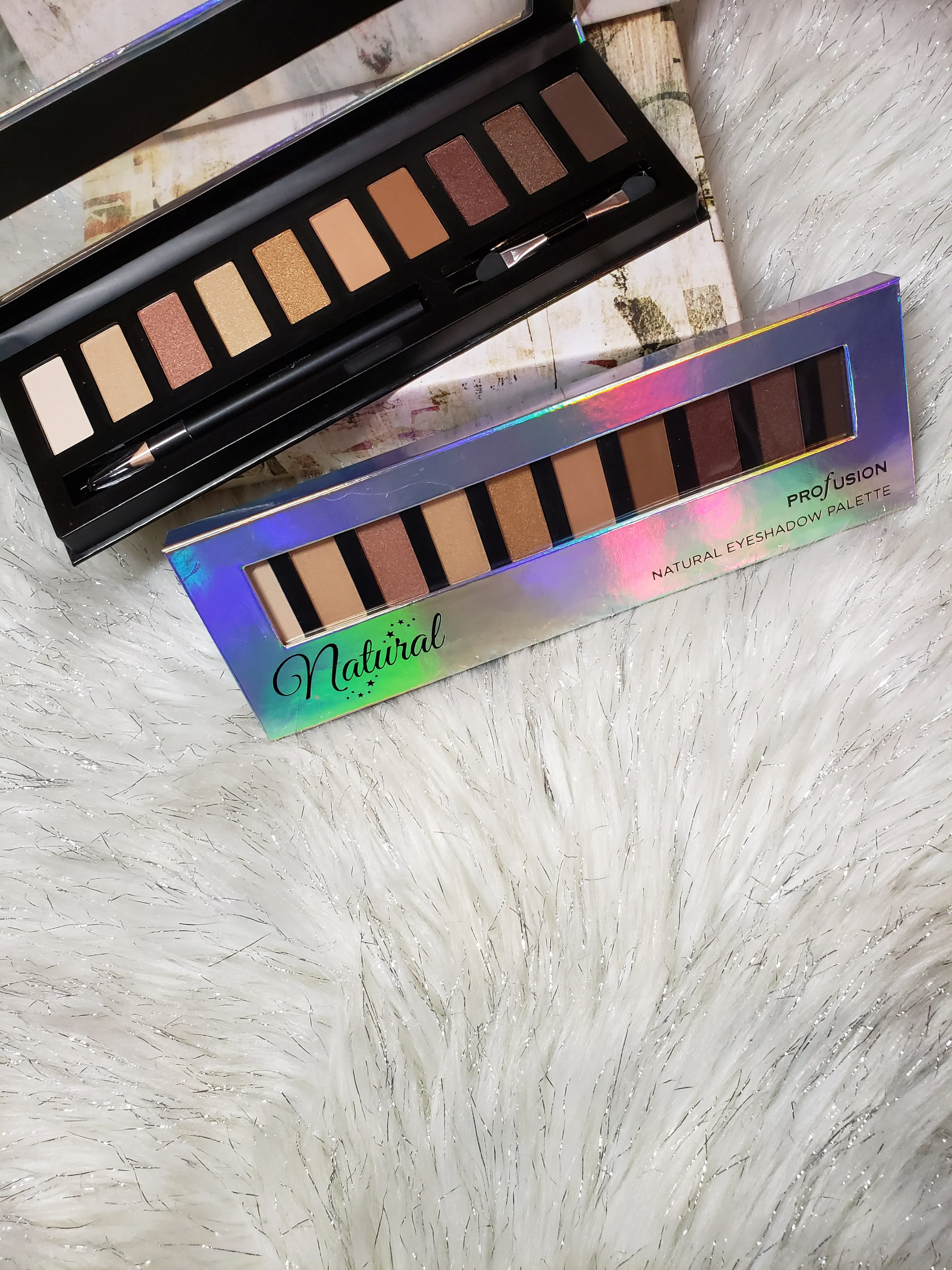 Natural 10 color eyeshadow palette from Profusion