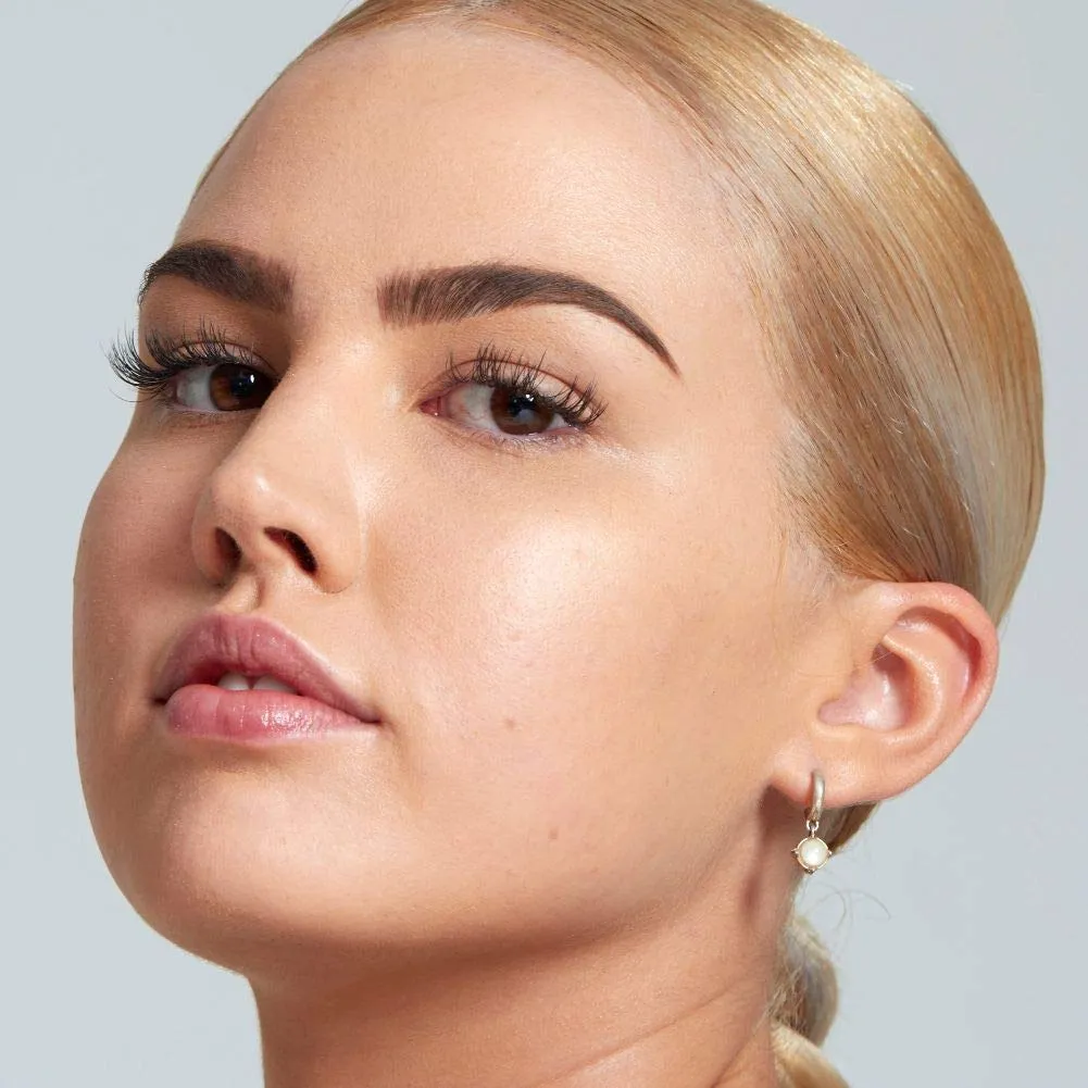 Nyx Professional Makeup - Eyebrow Cake Powder