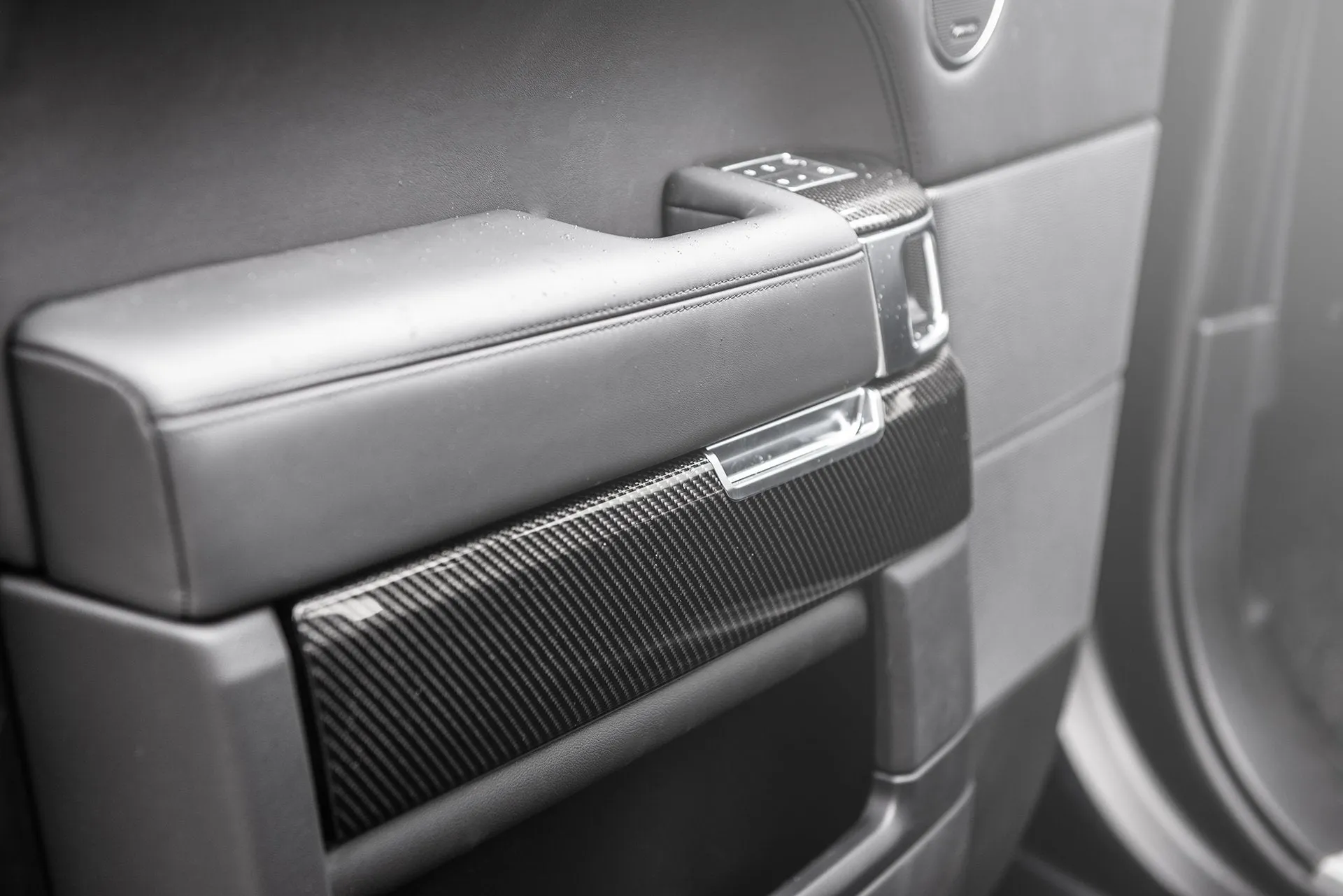 Range Rover SVR Leather Interior