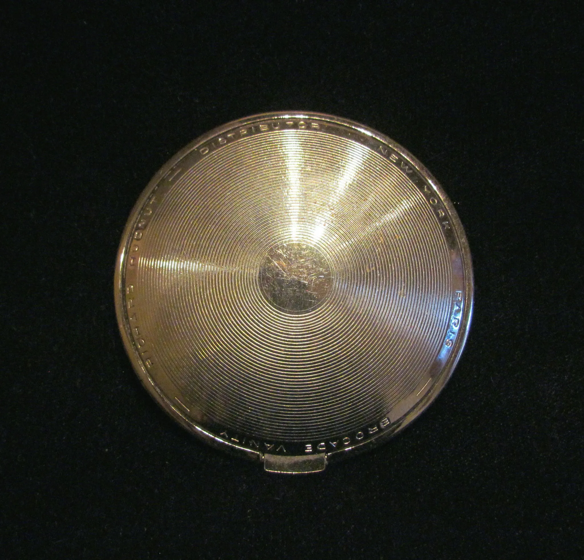 Richard Hudnut Brocade Compact Silver Makeup Compact
