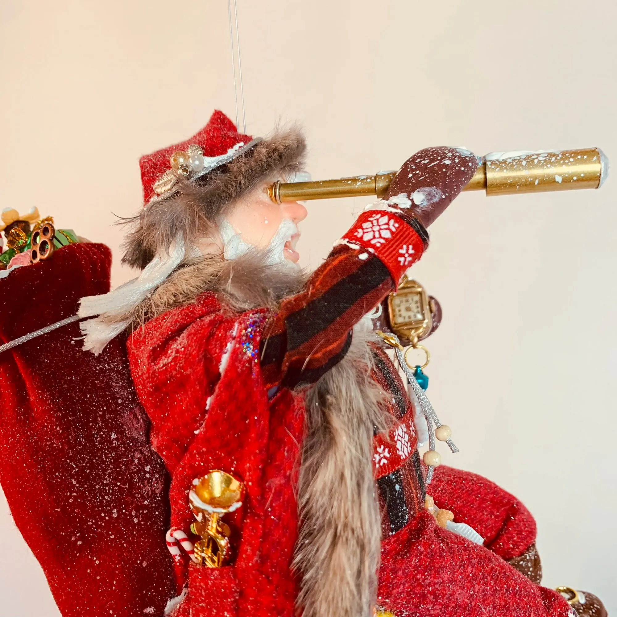 Santa on top of the world on Christmas Eve - Christmas Decoration - Looking through the spyglass - Collect Santa's by Kenfolks