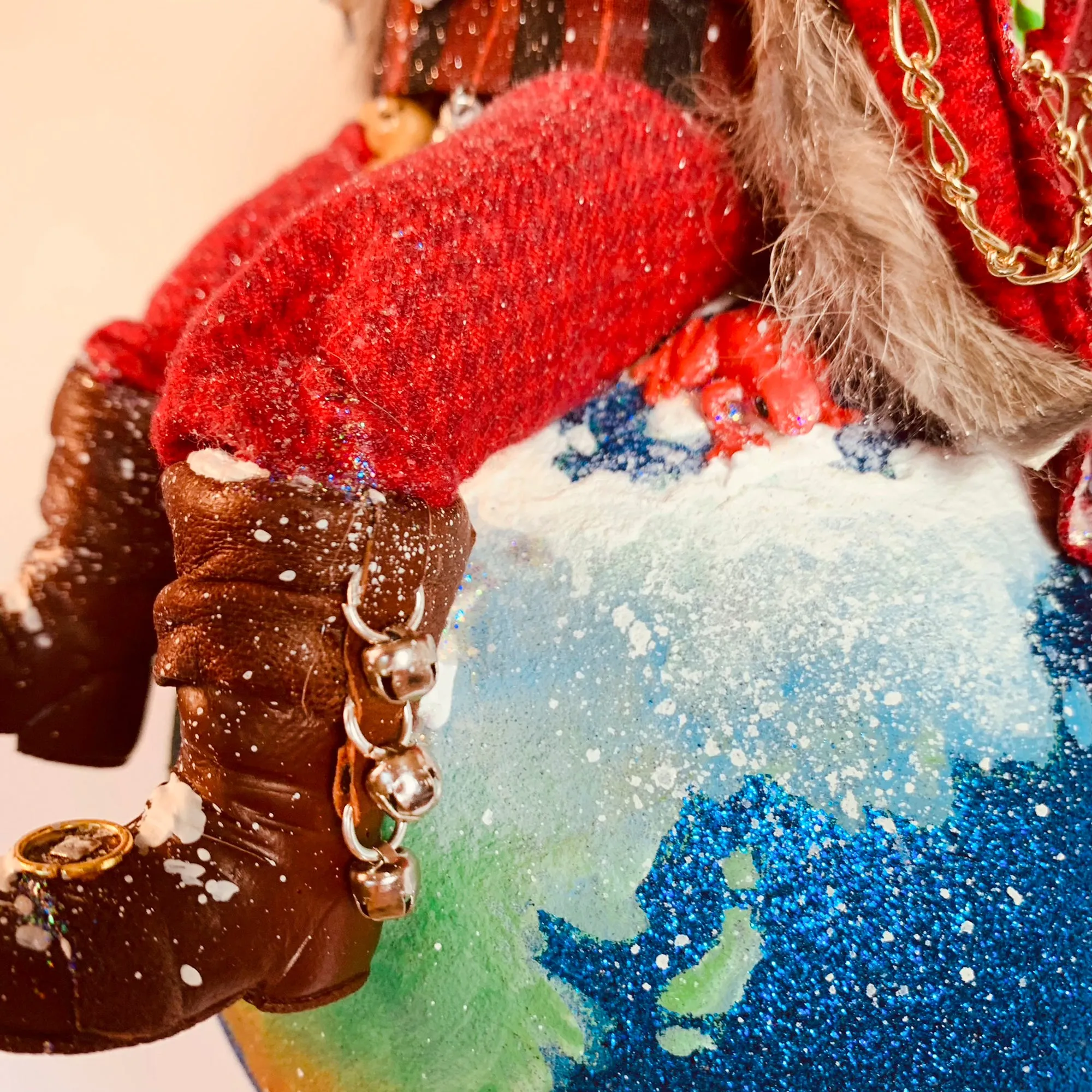 Santa on top of the world on Christmas Eve - Christmas Decoration - Looking through the spyglass - Collect Santa's by Kenfolks