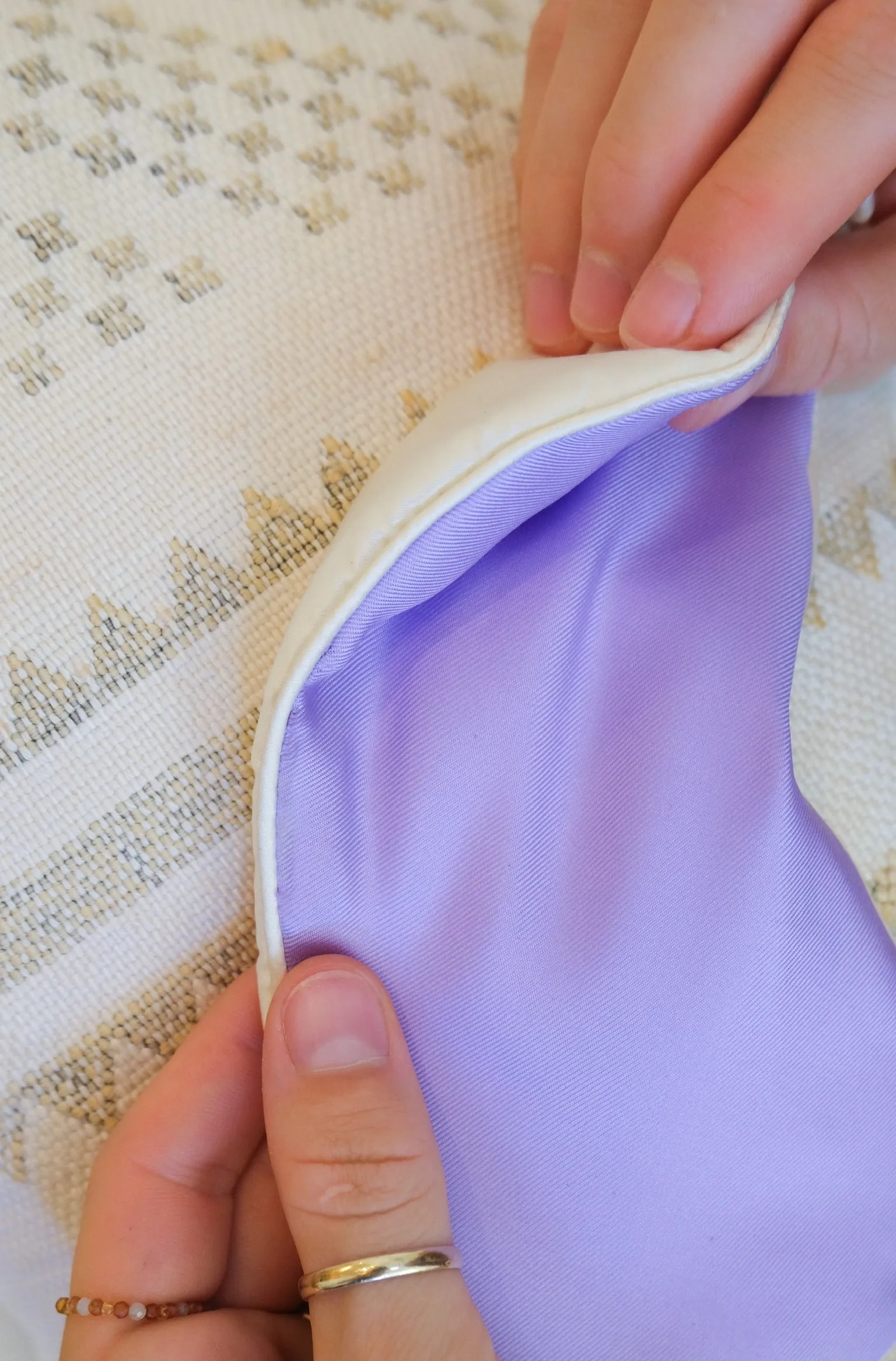 sleeping mask - NAAS - offwhite/purple